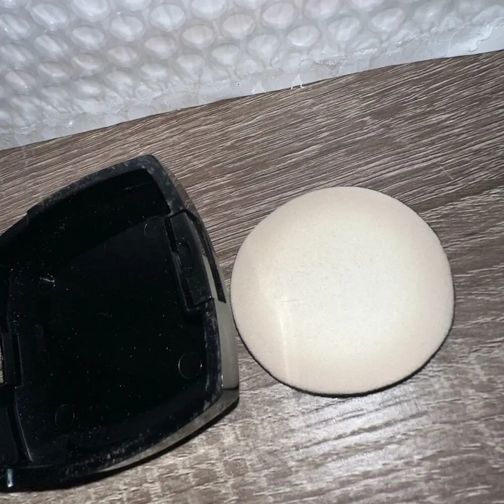 Peter Thomas‎ Roth Un-Wrinkle Pressed Powder Fair Light Matte 0.35oz Compact